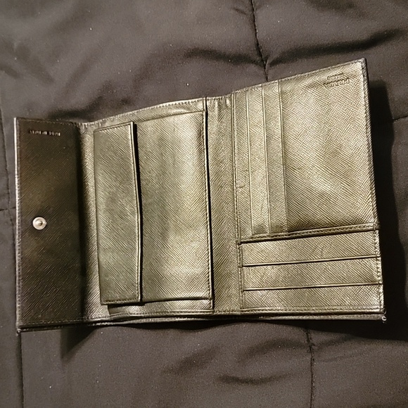 Prada Wallet - Picture 2 of 3